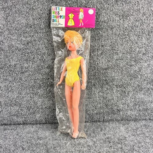 VINTAGE LITTLE MISS SHOPPER DOLL 11” Blonde Blue Eyes White Heels HONG KONG