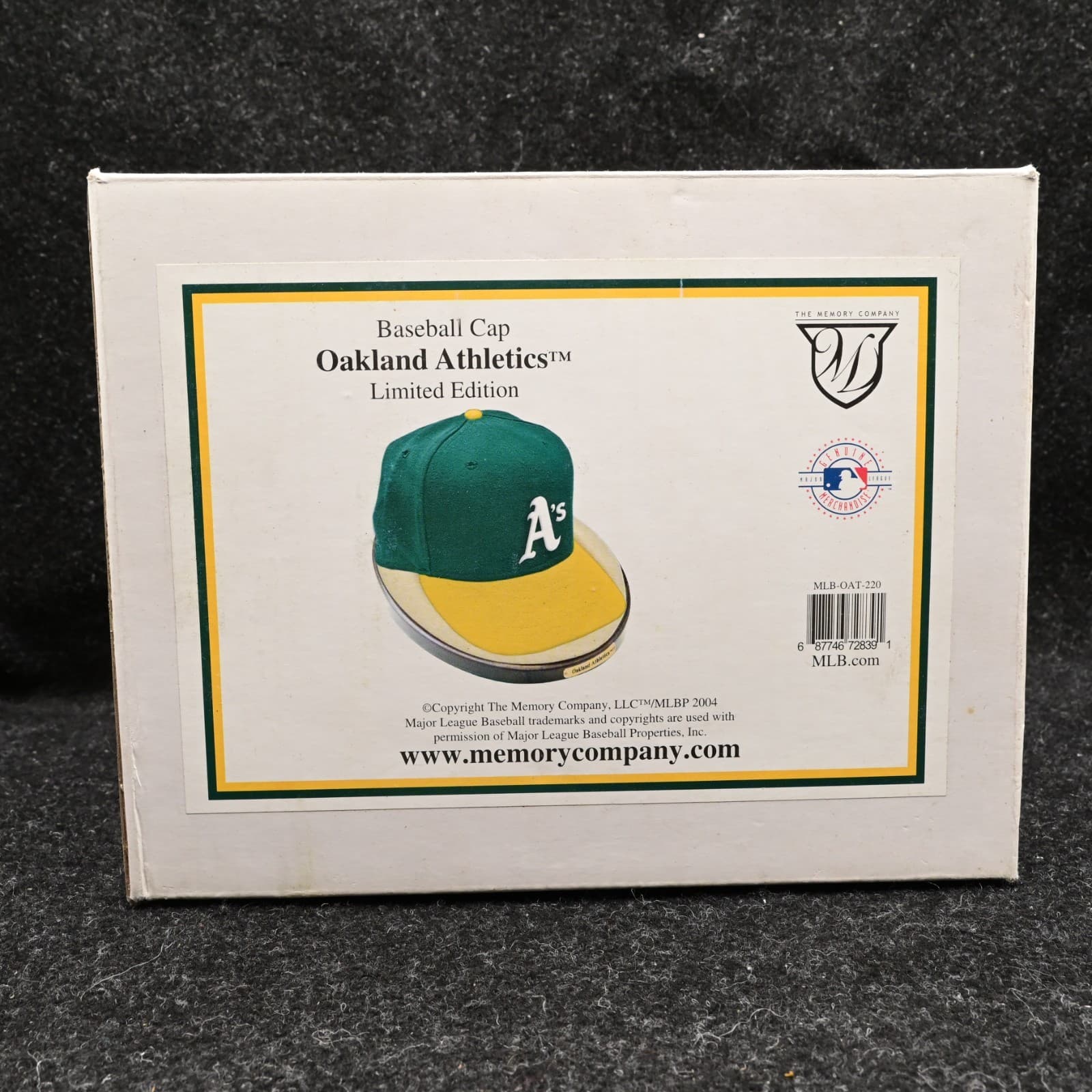NIB 2004 BASEBALL CAP HAT OAKLAND ATHLETICS A'S MEMORY COMPANY ON BASE RD