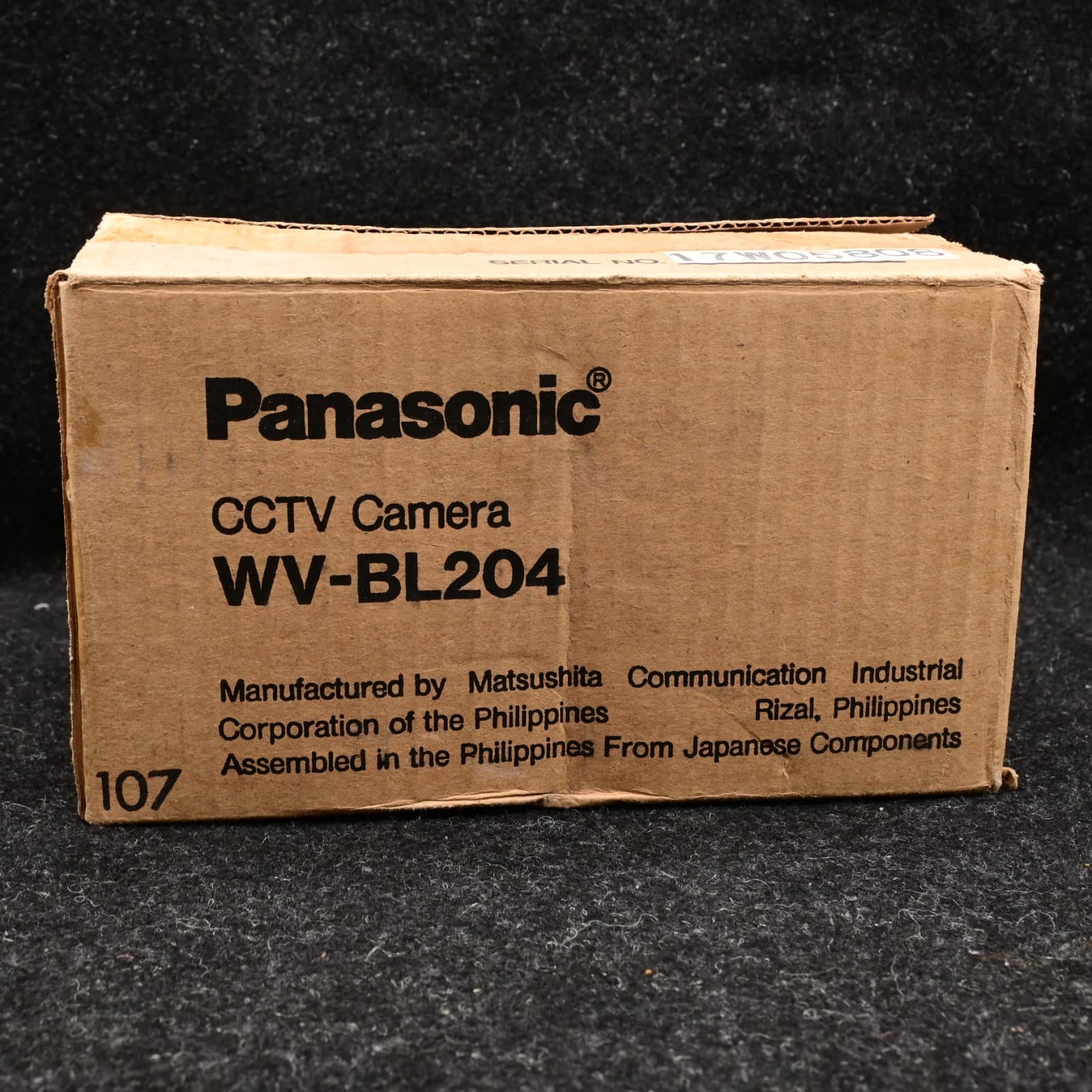 Panasonic WV-BL204 CCTV Security Camera Black & White Color 1Vp-p 75 Ohms 24 V
