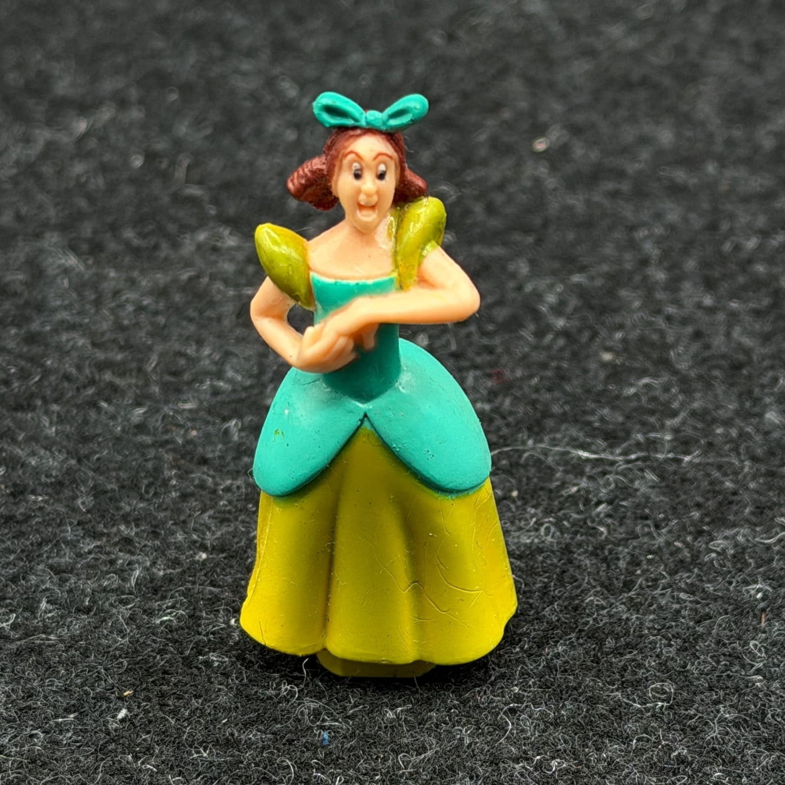 Disney Cinderella Evil Stepsister Drizella Polly Pocket Minifigure 2" Replacemen