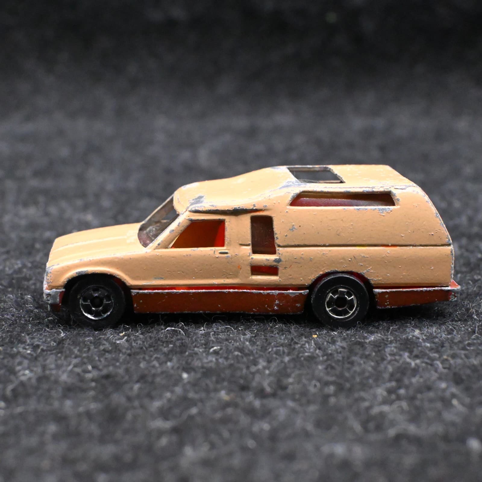 1980 Rare Hot Wheels MiniTrek Toyota Truck Good Time Camper Vintage Tan