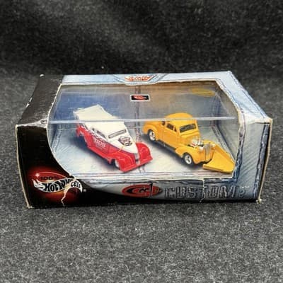 Mattel 29214 Hot Wheels Cool Custom 2 Car Set E20