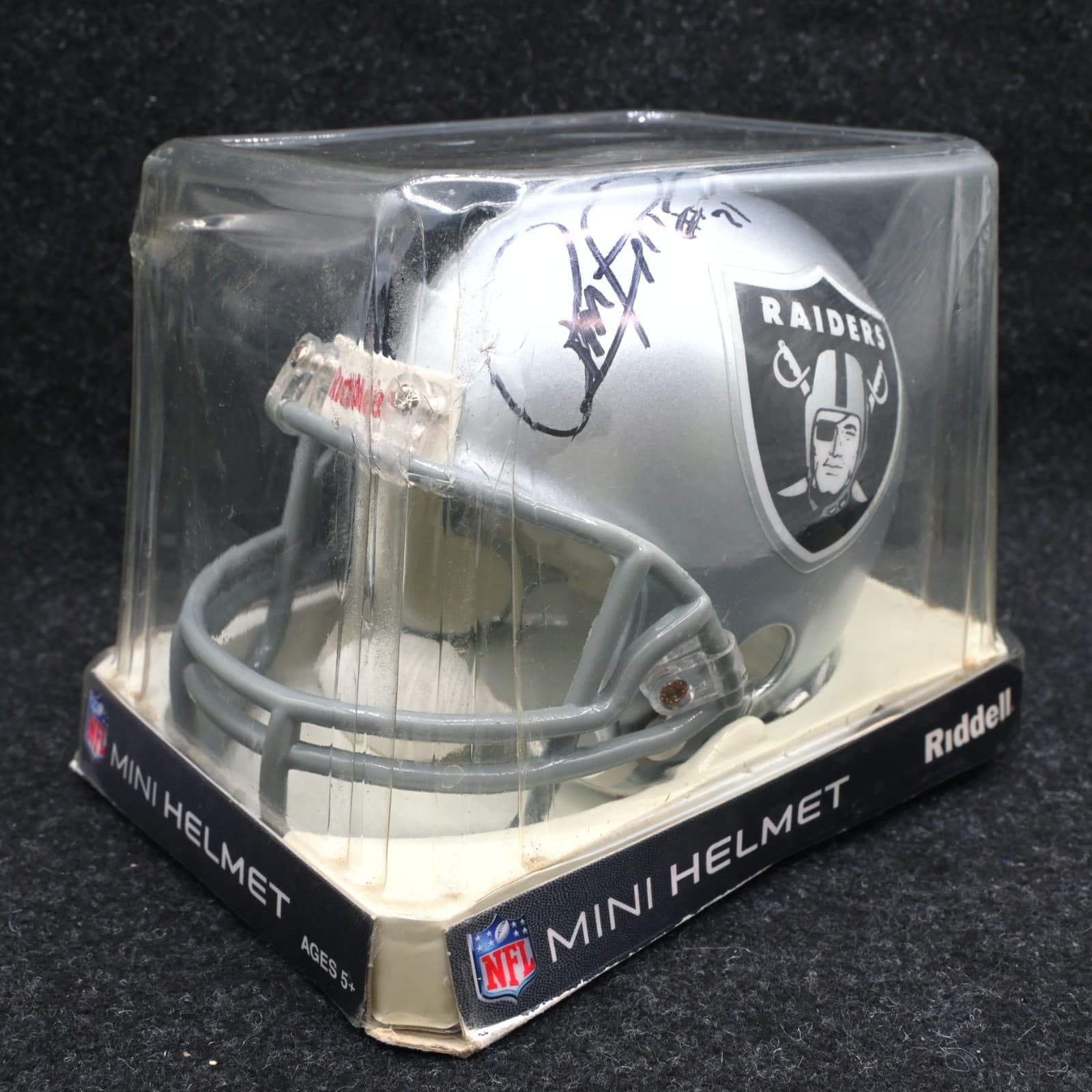 LAS VEGAS RAIDERS SIGNED RIDDELL MINI HELMET
