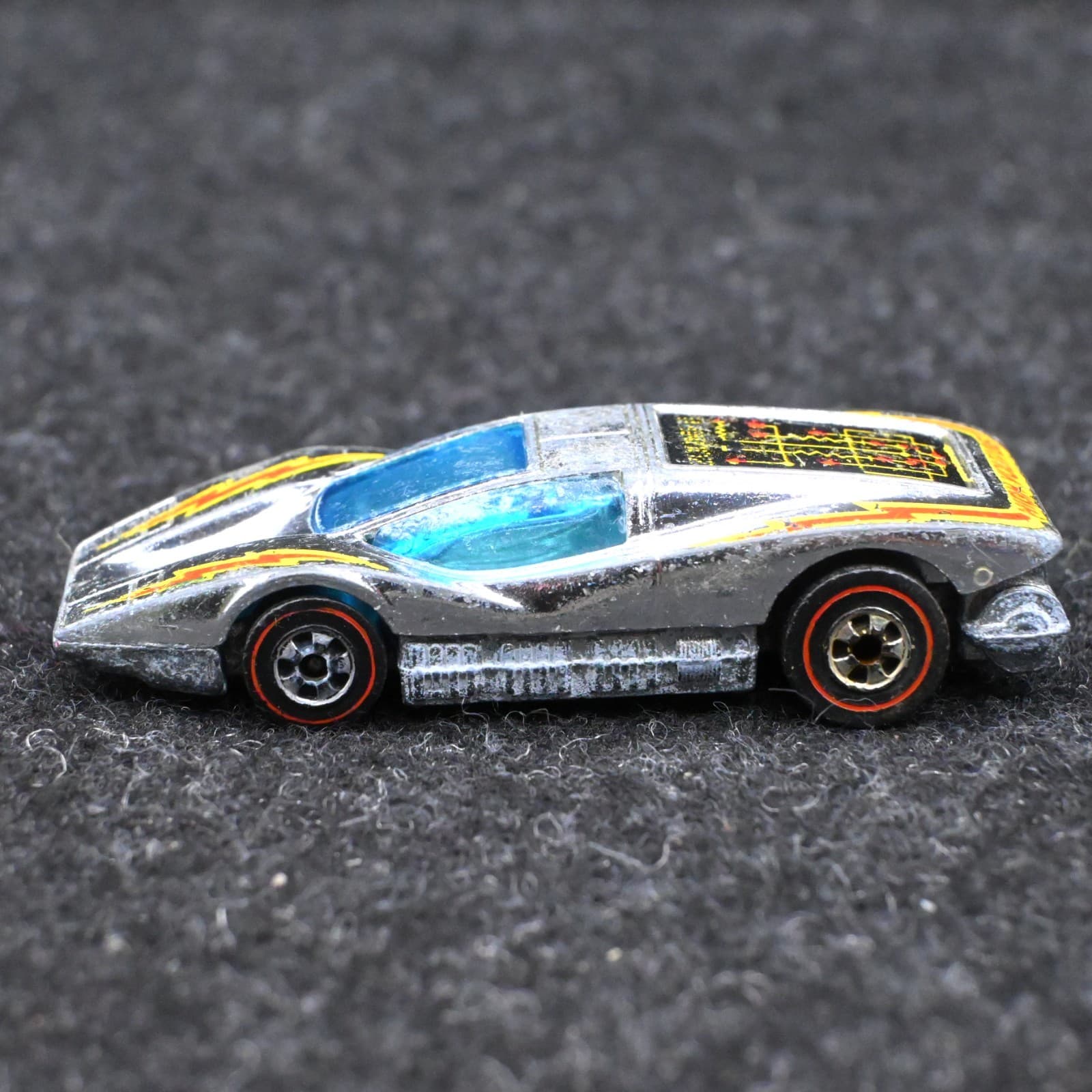 Vintage 1974 Hot Wheels Redline Super Chrome Large Charge HK BA459