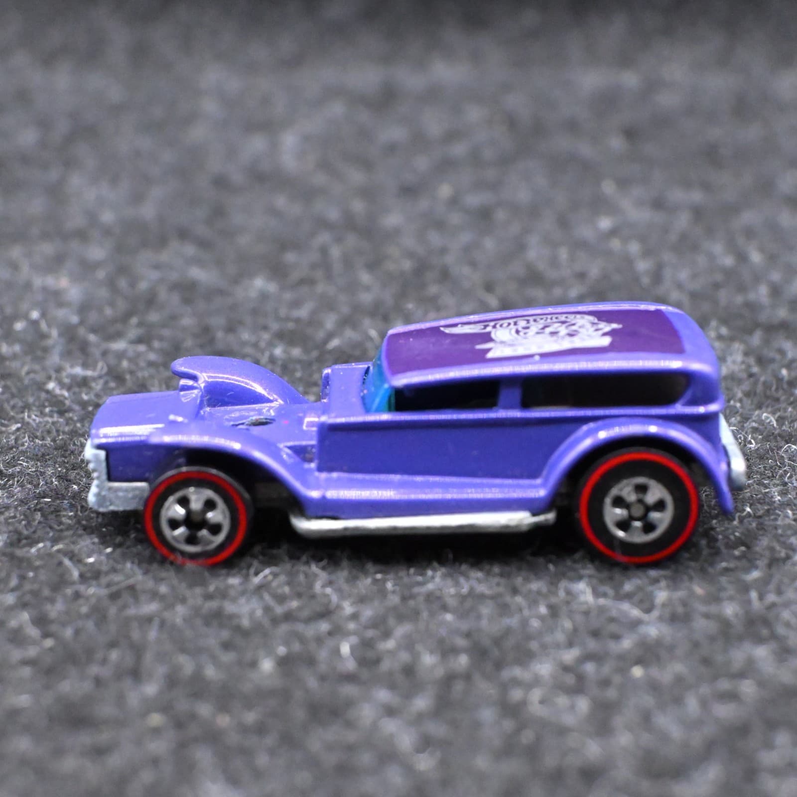 Hot wheels vintage Line 1969 The Demon 30 Years 1868-1998