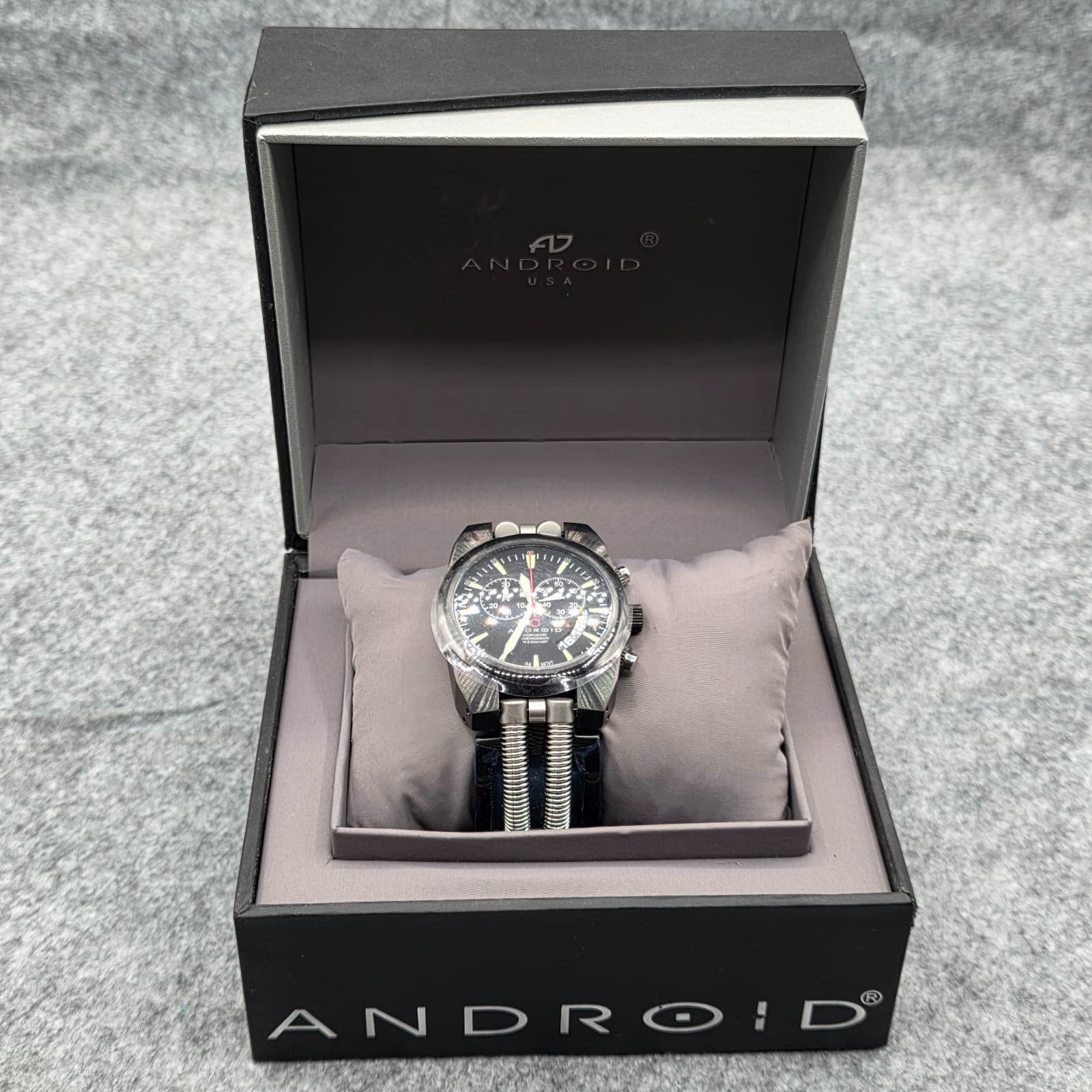ANDROID HYDROMATIC MODEL AD 430 BLACK IP QUARTZ CHRONOGRAPH NEED BATTERY