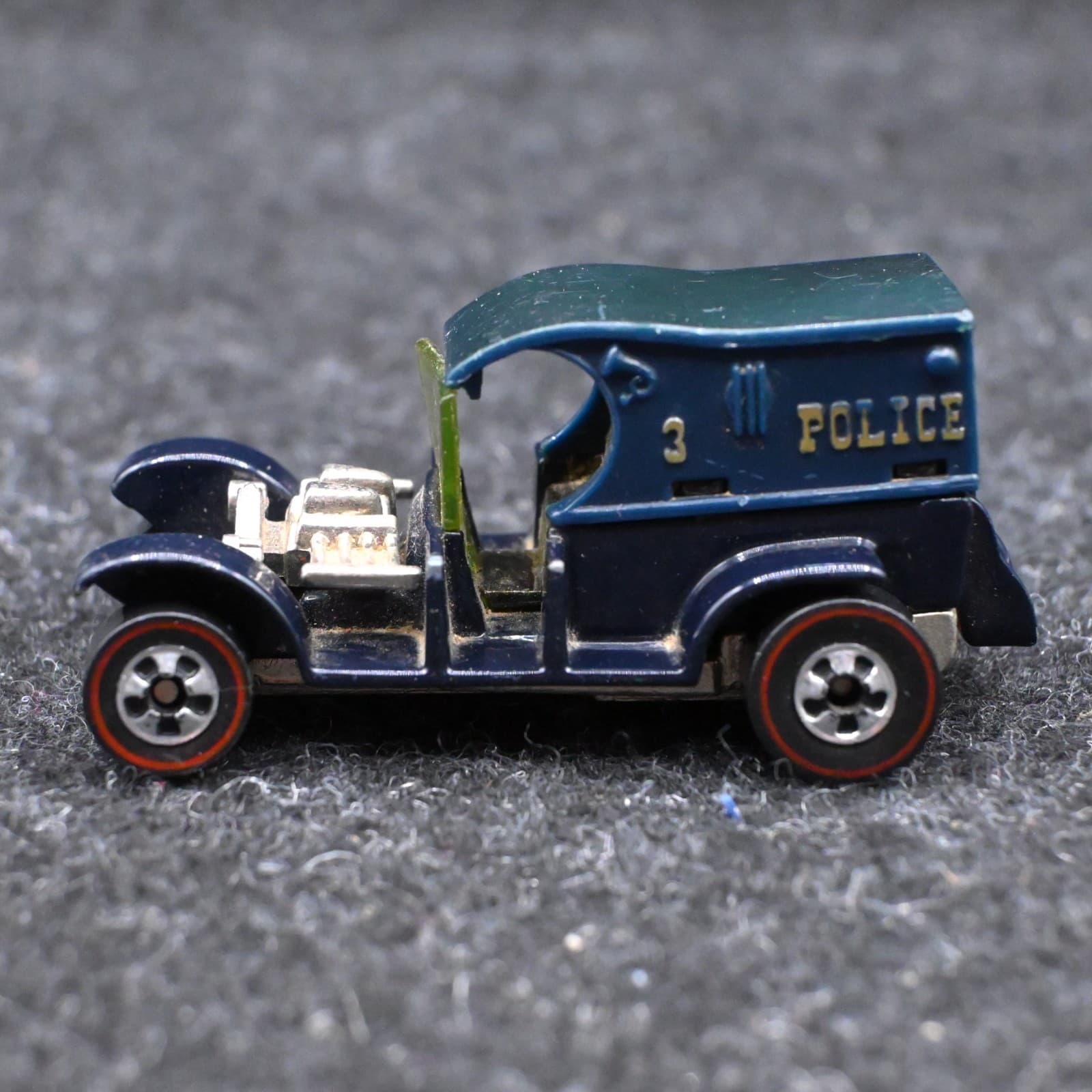 Hot Wheels 25th Anniversary Police Paddy Wagon 1969 Red Line