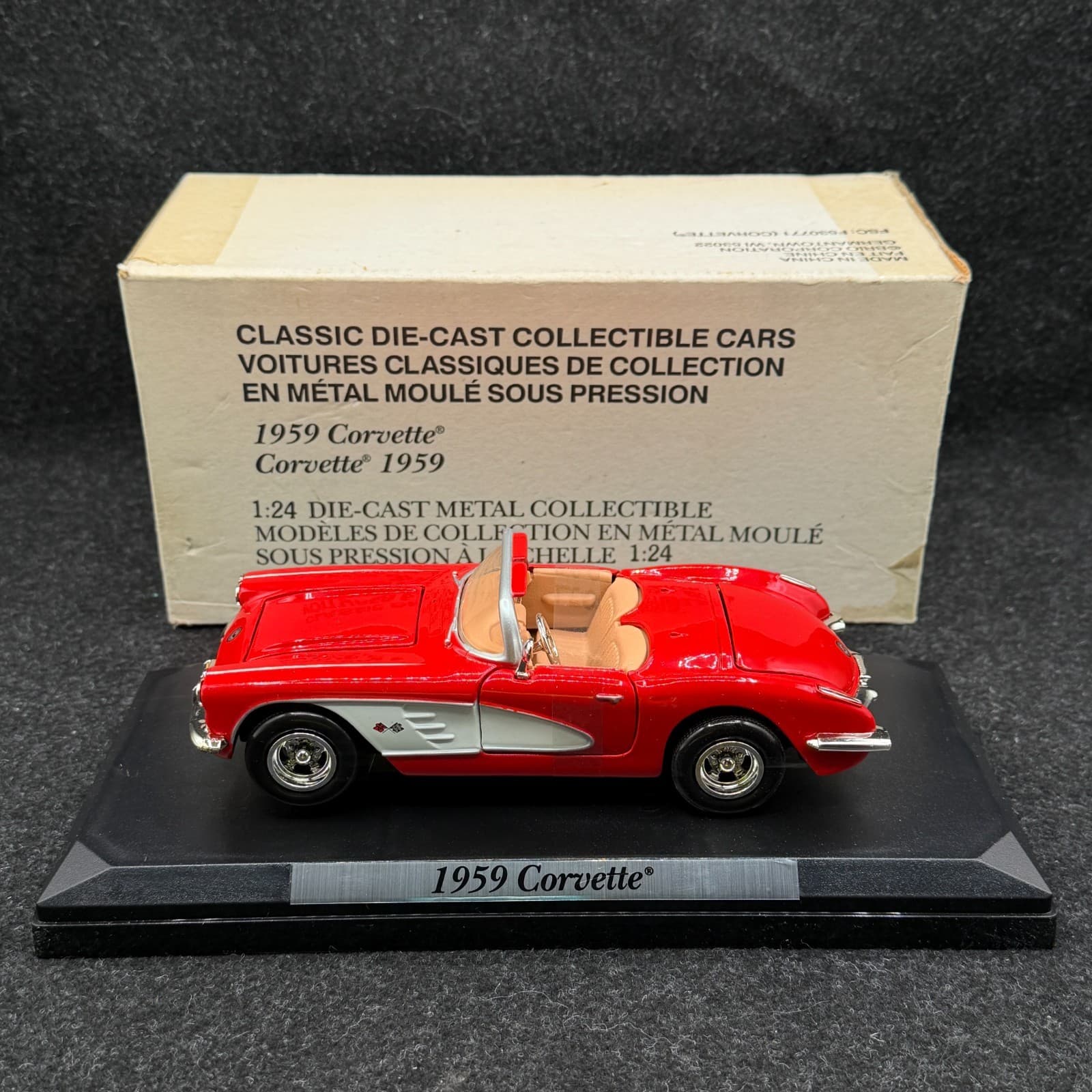 MotorMax 1959 Corvette Red Die-cast Metal Model car 1:24 New Collectible Car