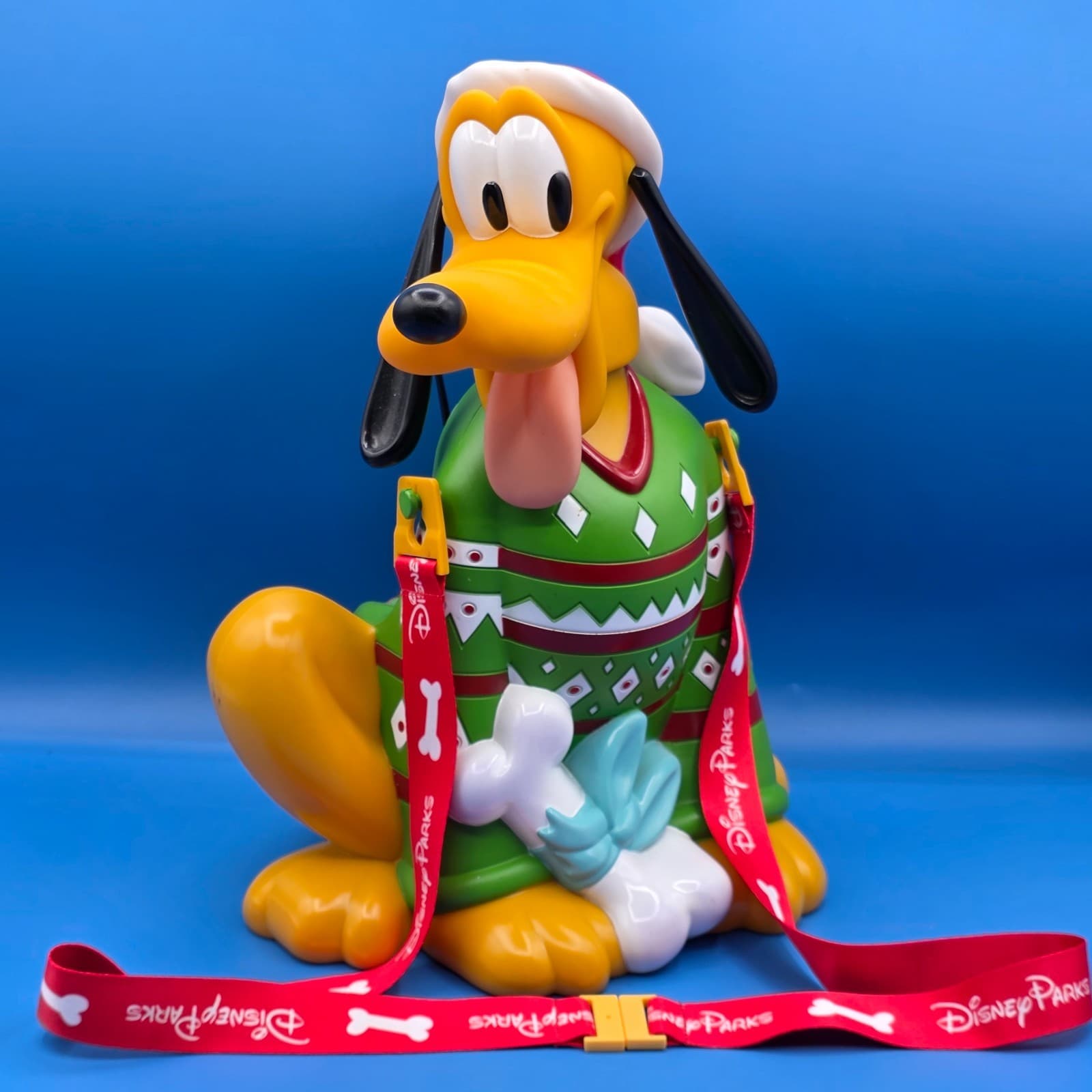 Disneyland Disney Pluto Christmas Popcorn Holder Bucket Park Exclusive W/Lanyard