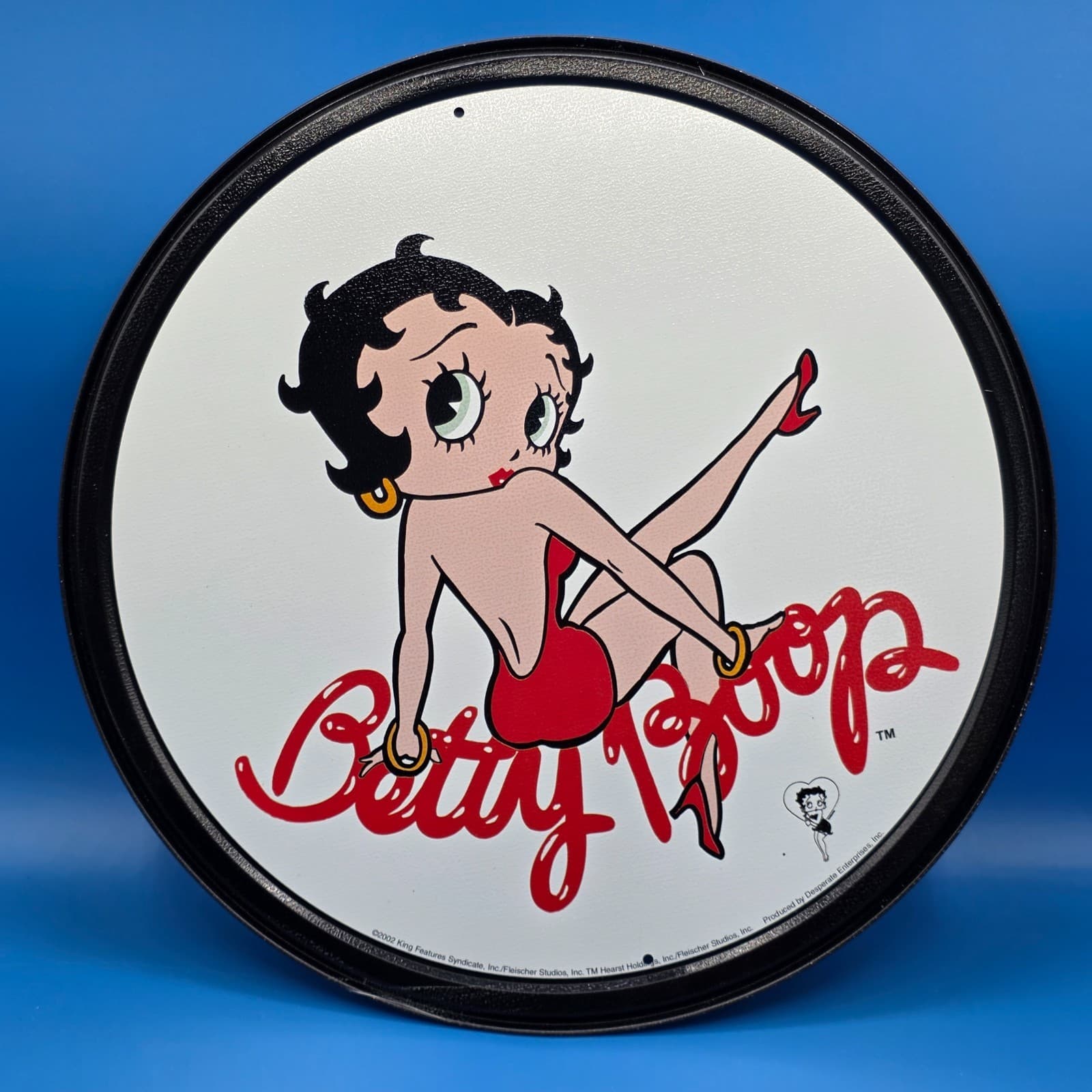 Betty Boop ROUND TIN SIGN Retro Style metal home bar diner wall decor
