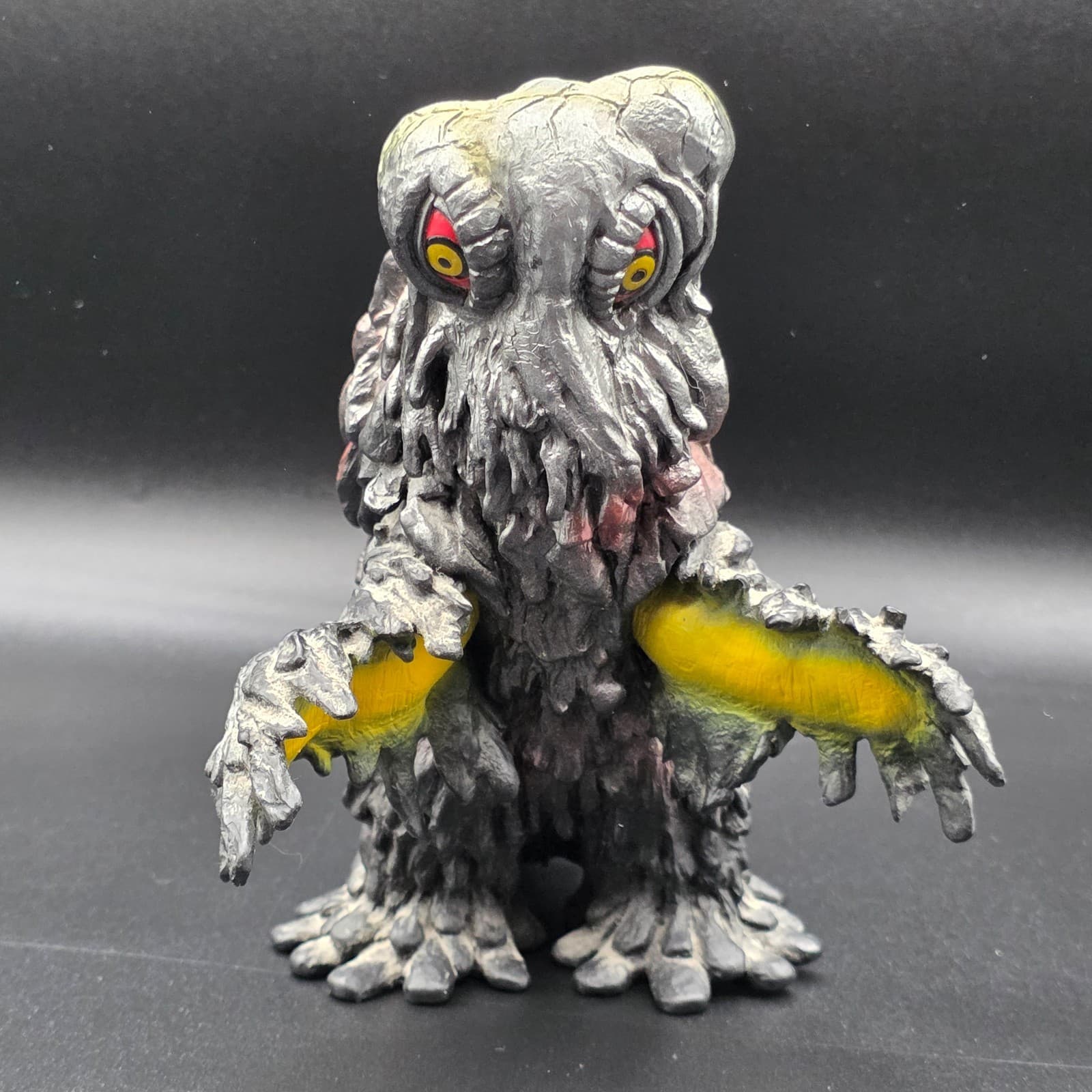 Godzilla HEDORAH Tsuburaya Bandai 2006 Kaiju Movie Monster Vinyl Figure 10303