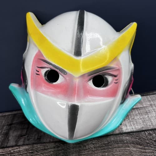 VINTAGE NEO-HUMAN CASSHERN MASK ROBOT HUNTER HALLOWEEN CARNIVAL KID MASK PLASTIC