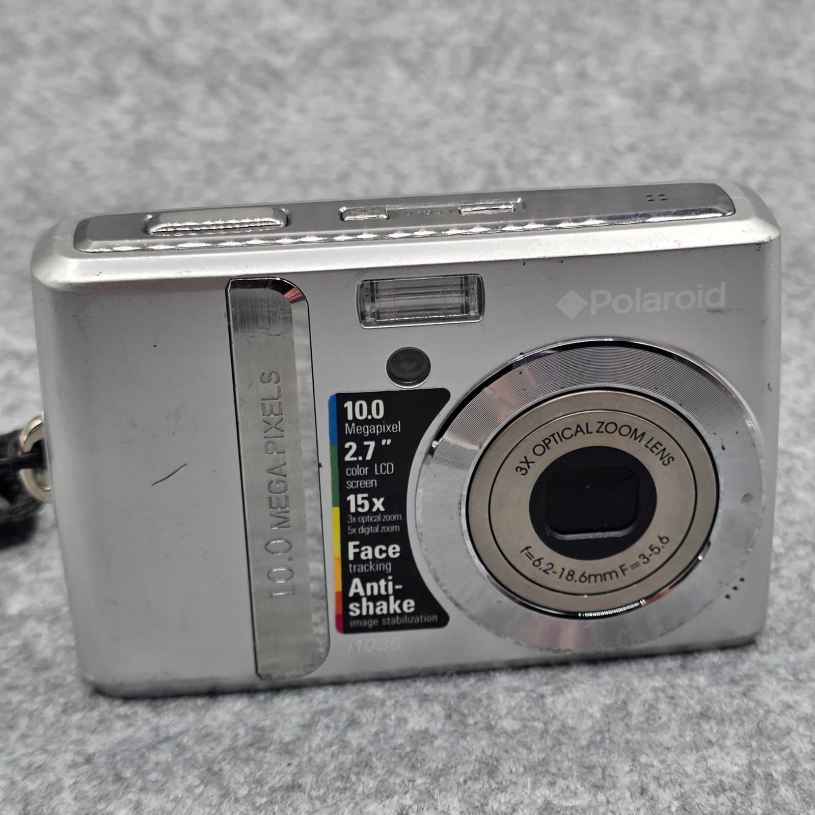 FOR PARTS OR REPAIR Polaroid i1036 10.0 Mega Pixel 3x Zoom SILVER Digital Camera
