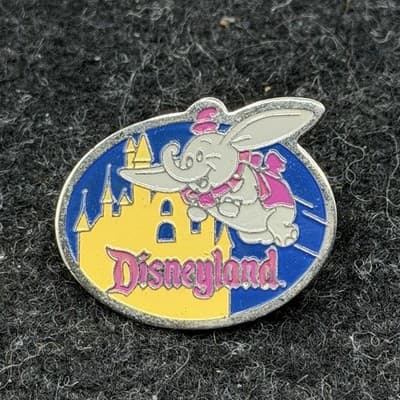 Disney Pin Dumbo Magic Castle Disneyland Longs Drugs 1997 Vintage Retro Souvenir
