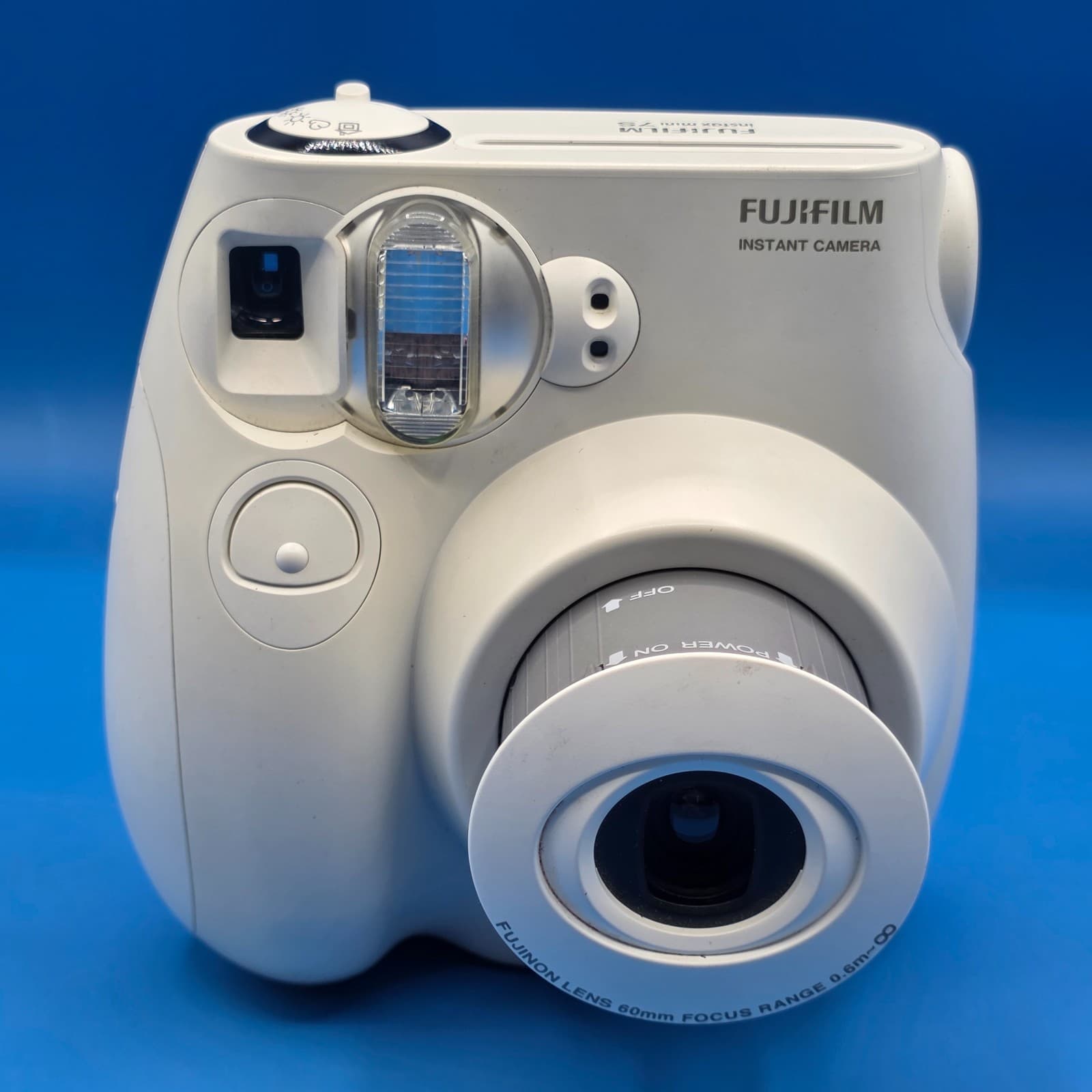FUJIFILM INSTAX MINI 7S CAMERA WORKS!! White