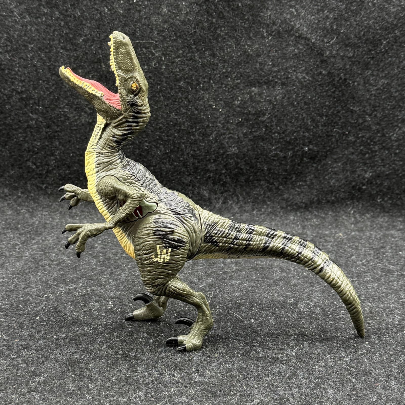 2015 Blue Alpha Electronic Velociraptor 7" Action Figure Jurassic World Park 4