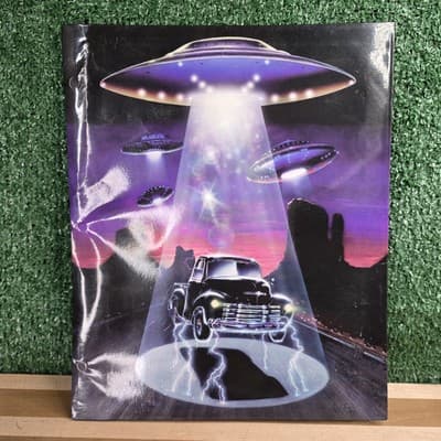 VTG 1997 Visitors Carolina Pad Portfolio Folders UFO Abducting a Truck