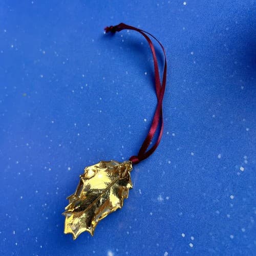 Vtg 1994 Gold Plated Double Christmas Holly Leaf USA Concord, Mass
