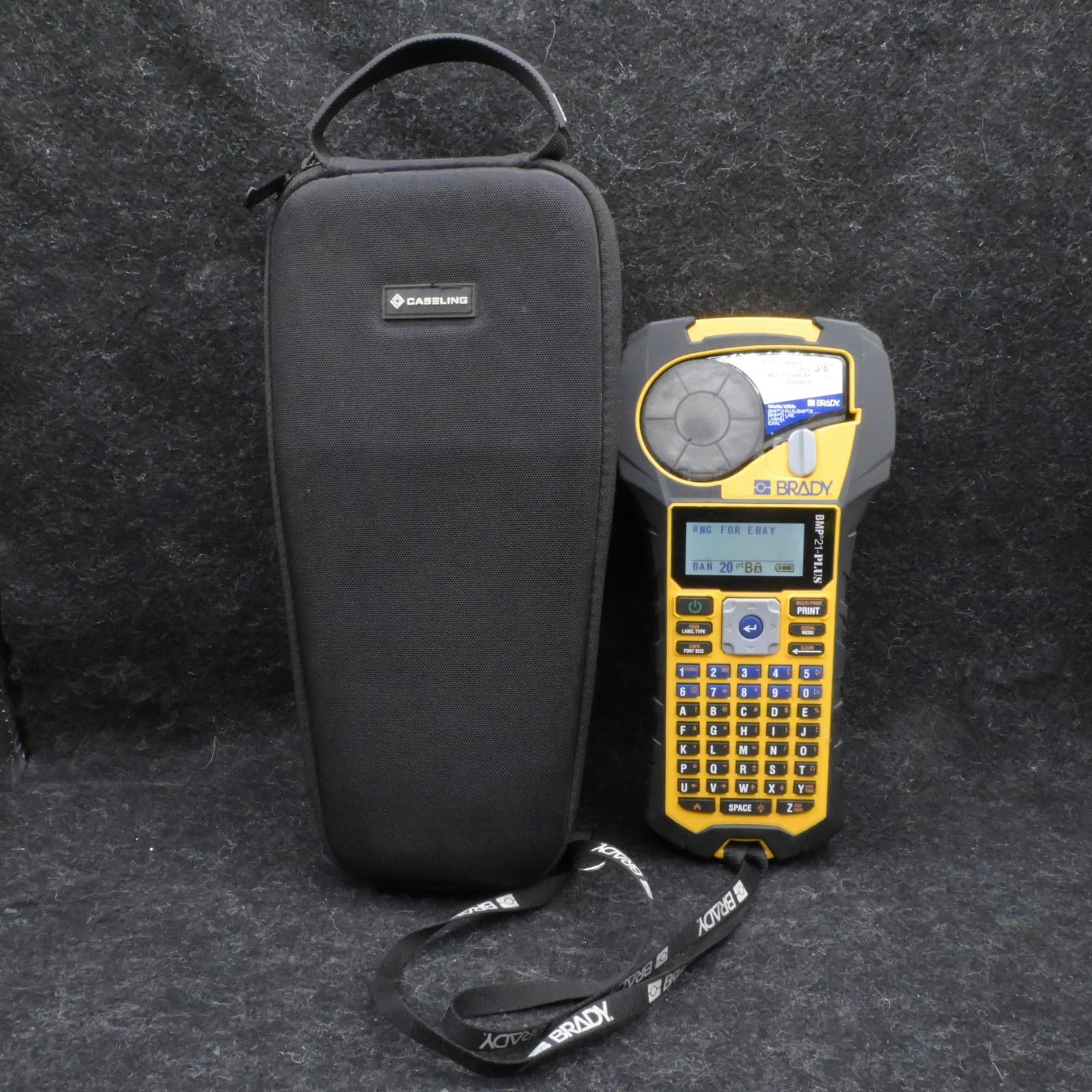 Brady BMP21-PLUS Label Maker Handheld Battery Powered TESTED NO AC ADAPTER