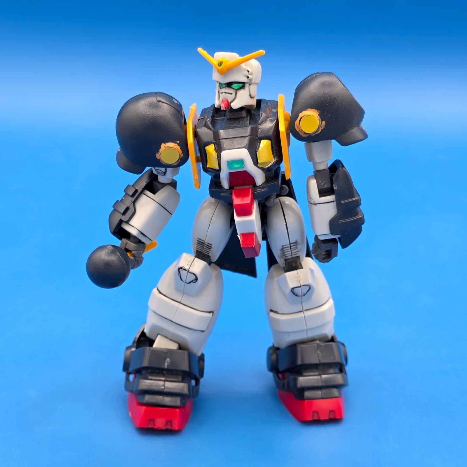 Bandai G-Gundam Bolt Gundam 4.75 inches Tall Japan