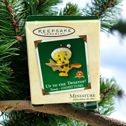 Hallmark "Up To The Tweetop" Looney Tunes Tweety Bird Miniature Ornament 2002