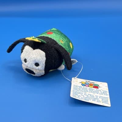 DISNEY Tsum Tsum Mini Goofy Plush 3.5" Christmas Tree Hat Collection 2014