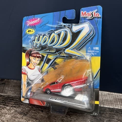 VTG 2004 Maisto Ford Mustang Hoodz Detailed Collectible Diecast Car Red
