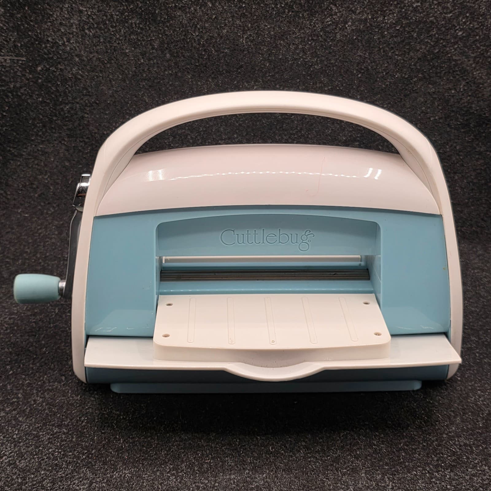 Cricut Cuttlebug Die Cutting Embosing Machine Folding White Blue Crank