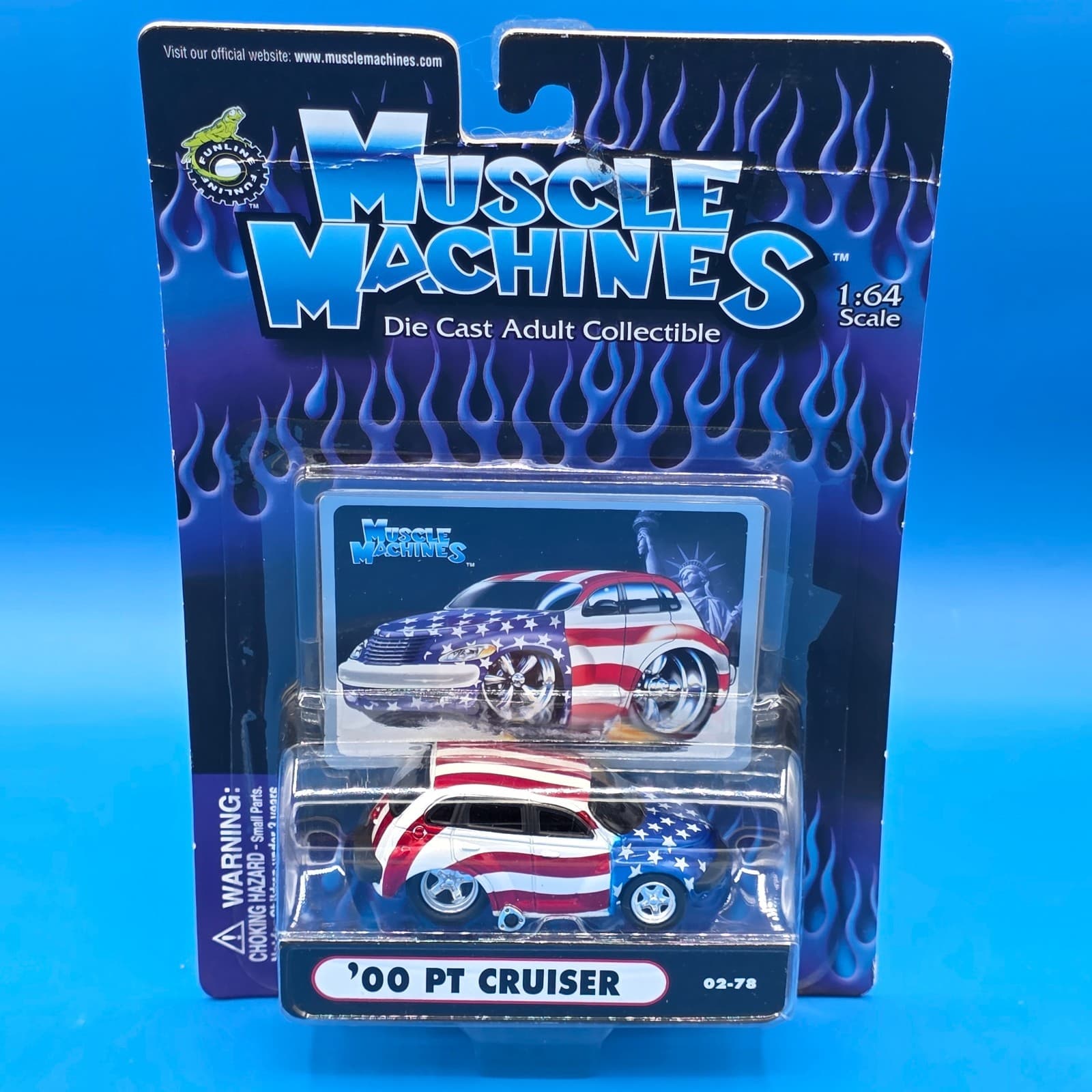 Muscle Machines Stars & Stripes Patriotic 2000 Chrysler PT Cruiser 02-78 1:64