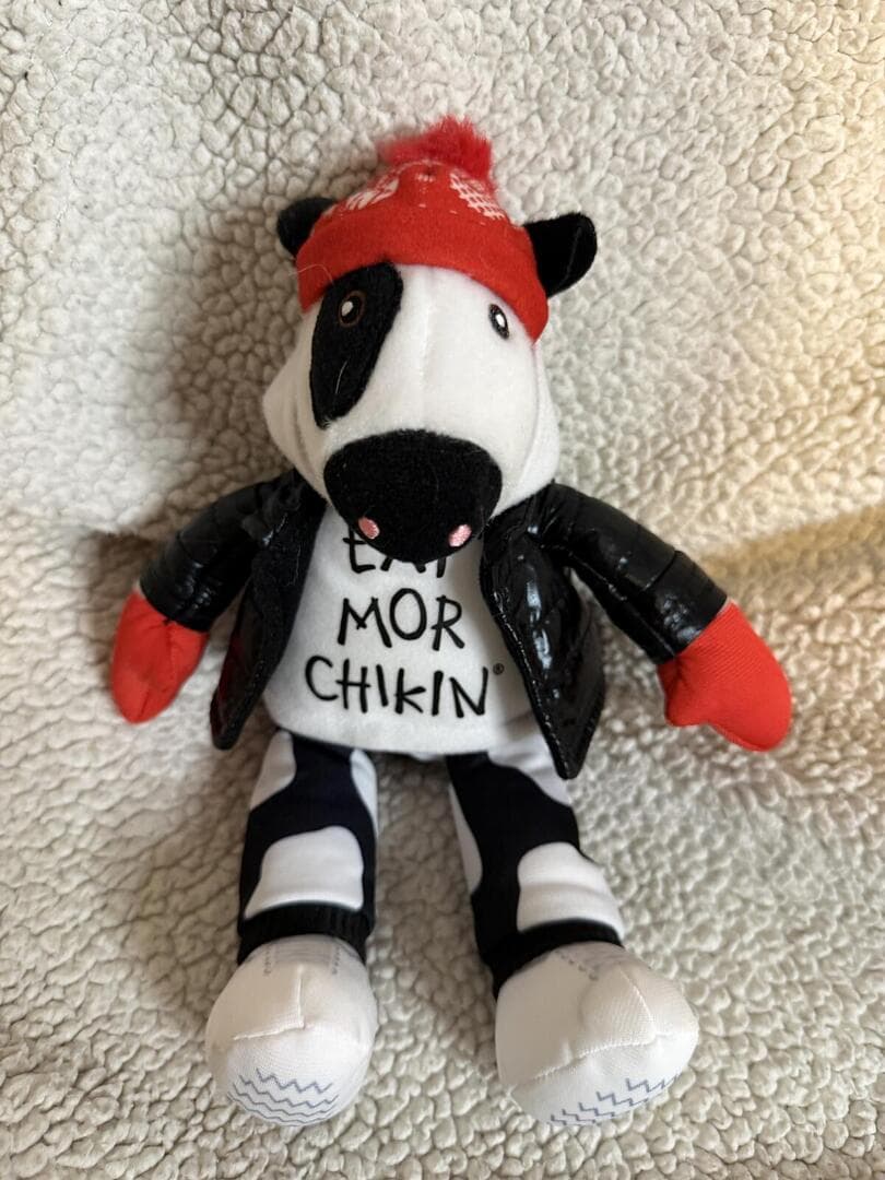 Chick-fil-A Eat Mor Chikin Plush Cow - 2025 Christmas Holiday Edition Mascot