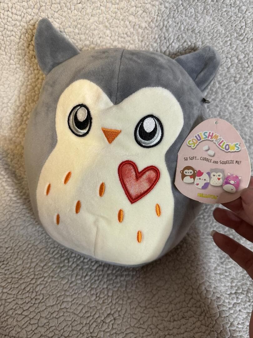 NWT Squishmallows Hoot the Grey Owl Valentine Heart 8" Plush - OG Character