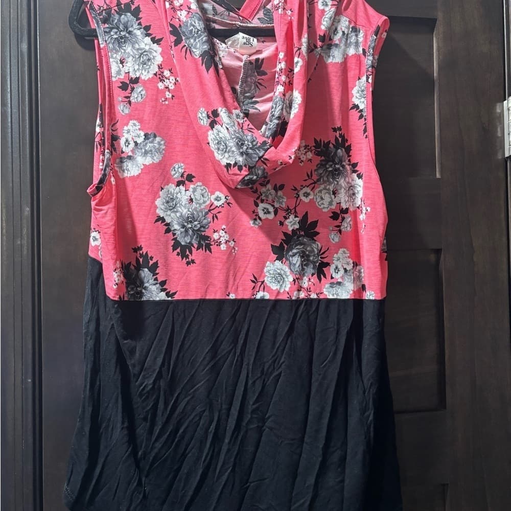 EUC Sew in Love Floral Pink and Black Sleeveless Hoodie