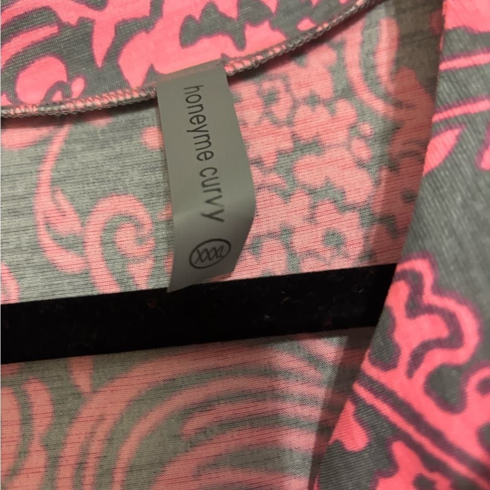 Honey Me Pink and Gray Paisley Women's Top