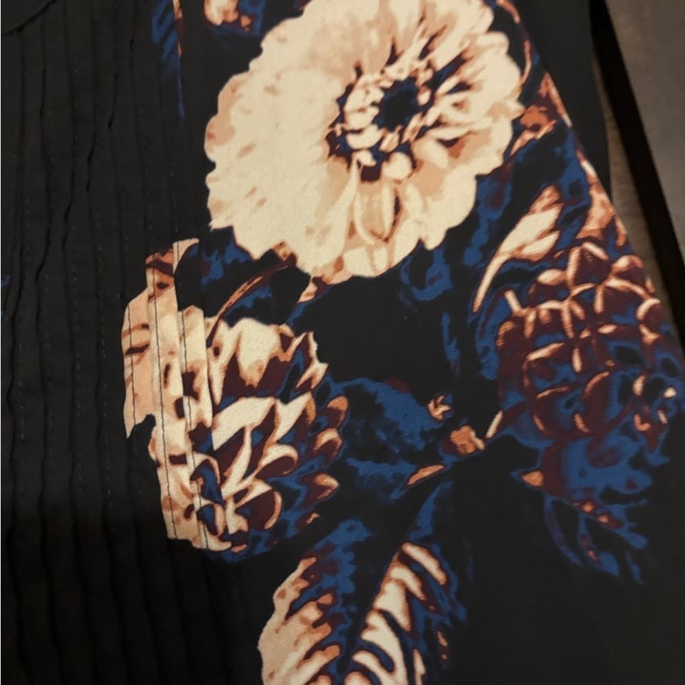 EUC Melissa McCarthy Black Floral Tunic Blouse 2x