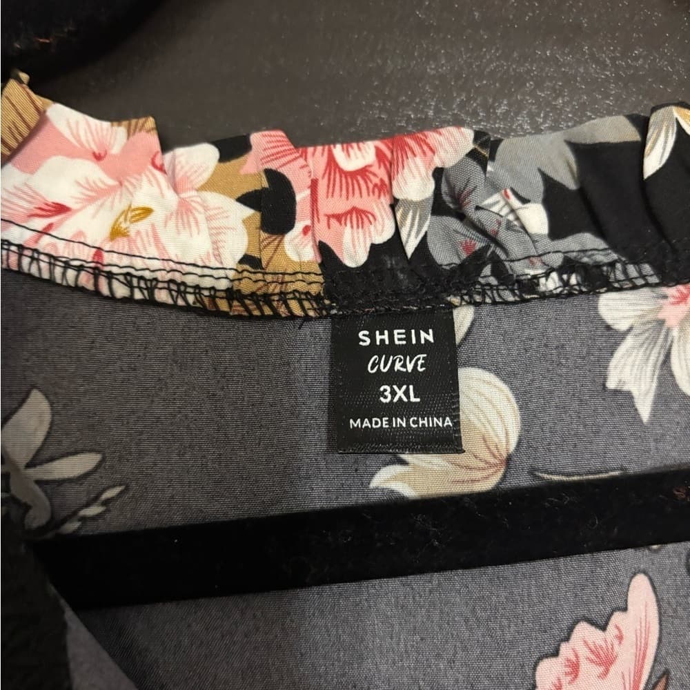 NWOT Shein 3XL Floral Black Blouse