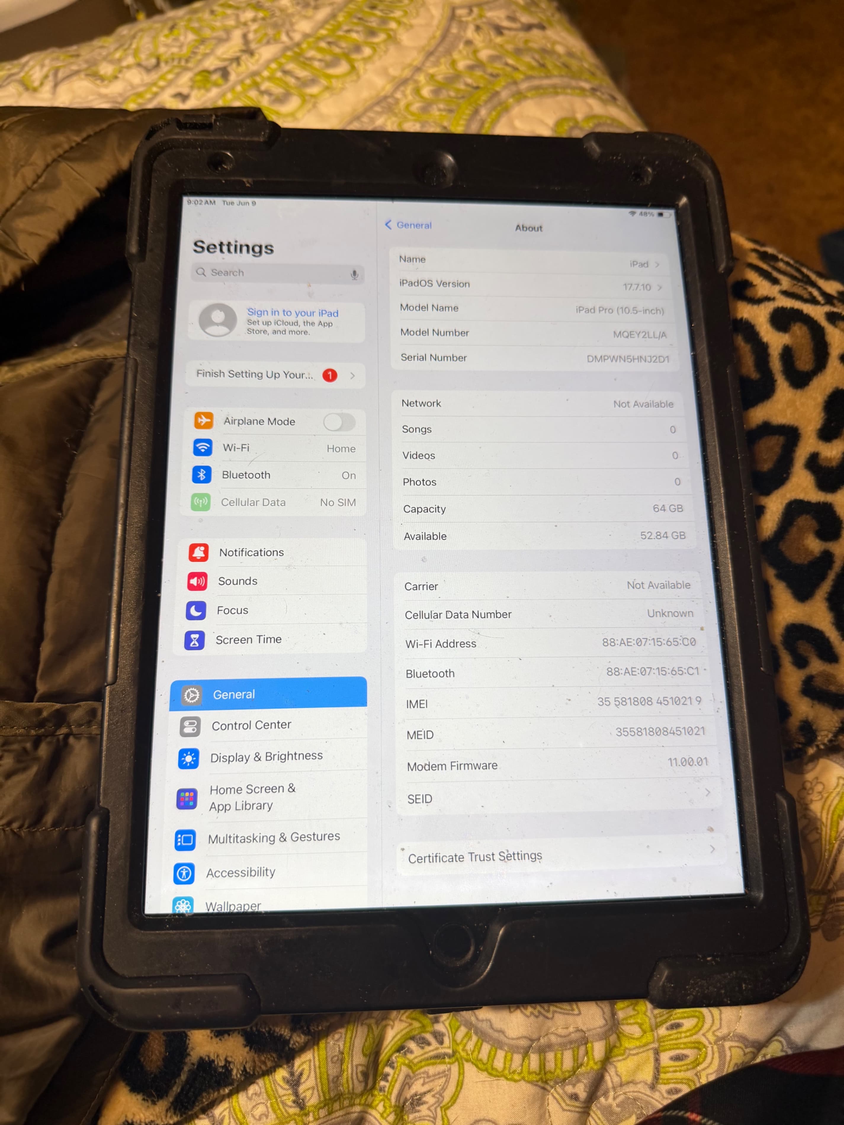 Apple iPad Pro 10.5" 64GB WiFi+Cellular Space Gray MQEY2LL/A iPadOS 16