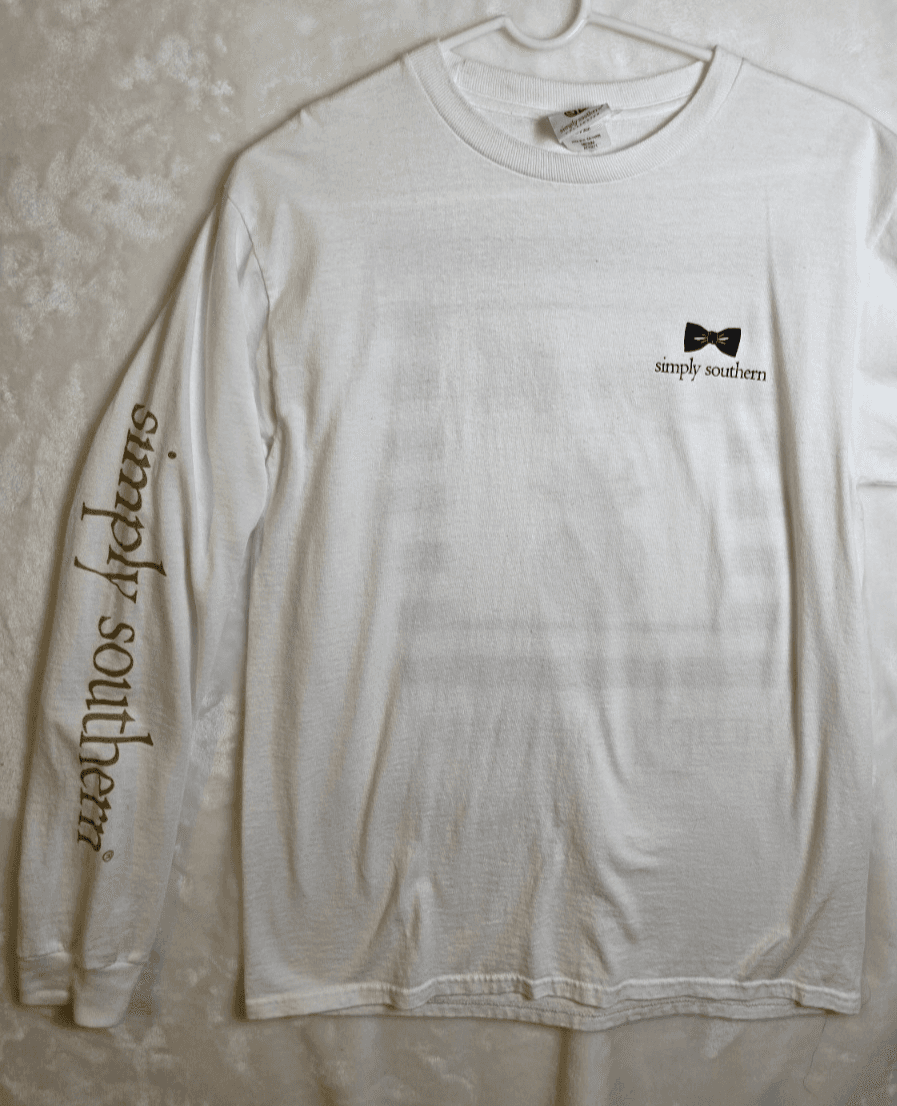 Simply Southern Men's Medium White Long Sleeve Graphic Tee