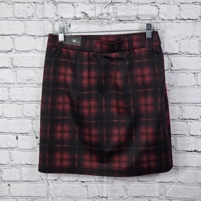Maurices Women's XS Red/Black Plaid Mini Skirt