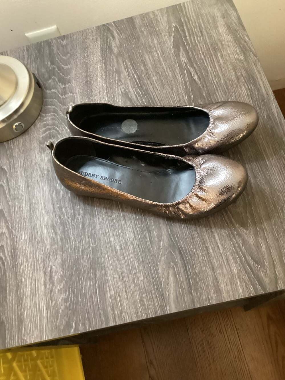 Audrey Brooke Newport Metallic Bronze Leather Ballet Flats Size 9.5M