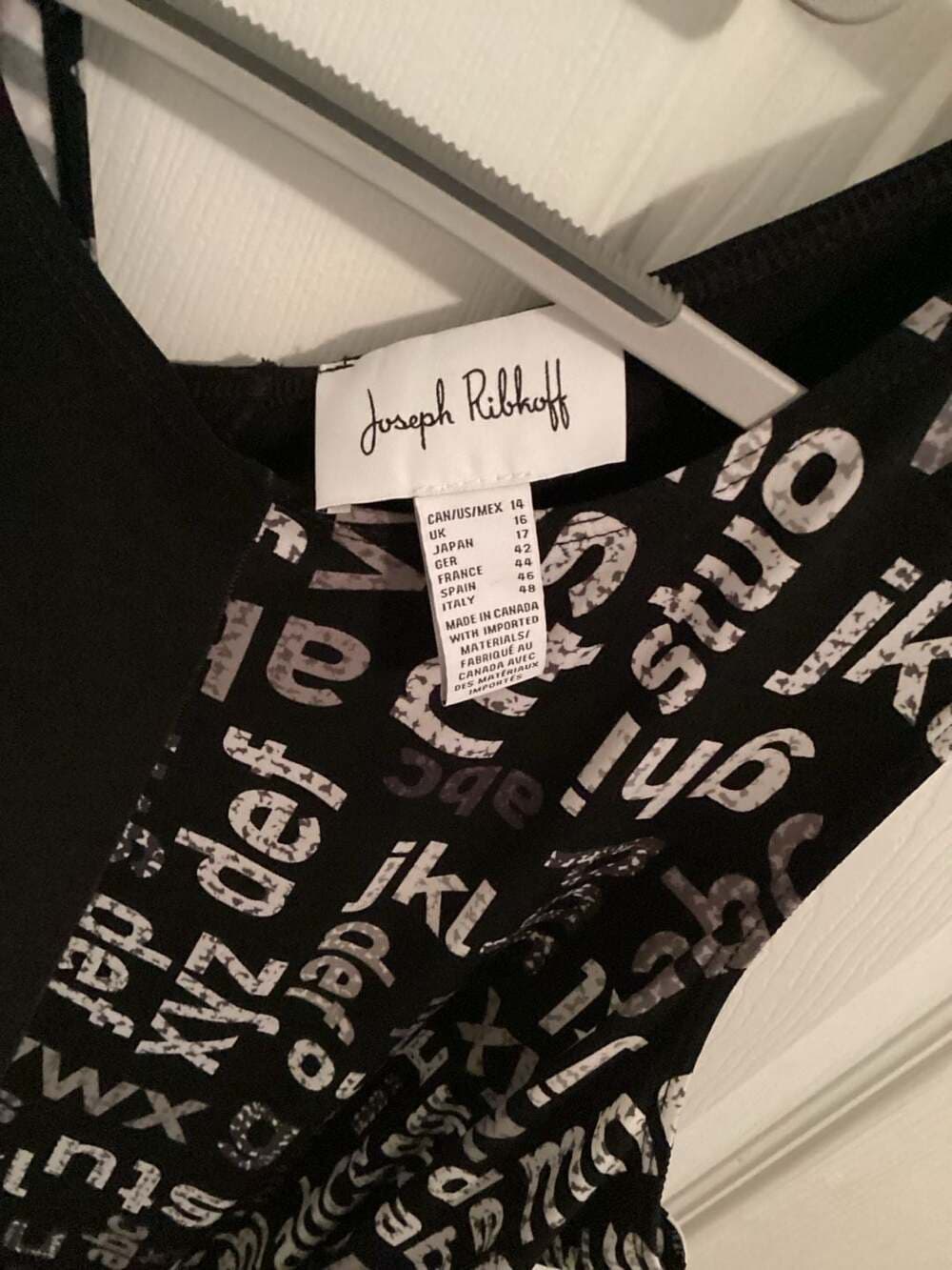 Joseph Ribkoff Size 14 Alphabet Print Sleeveless Tank Top