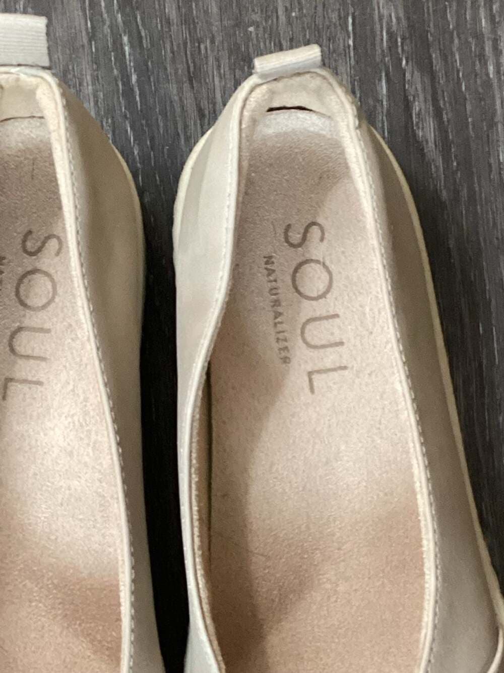 Soul Naturalizer Beige Slip-On Flats Size 7