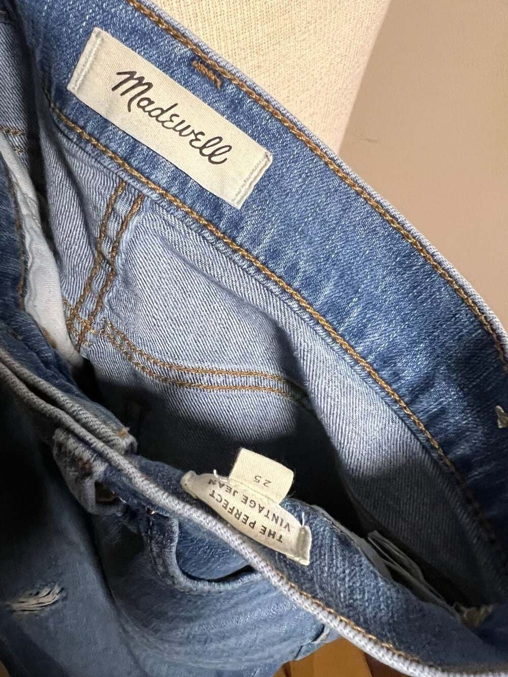 Madewell The Perfect Vintage Jean Distressed Raw Hem Size 25