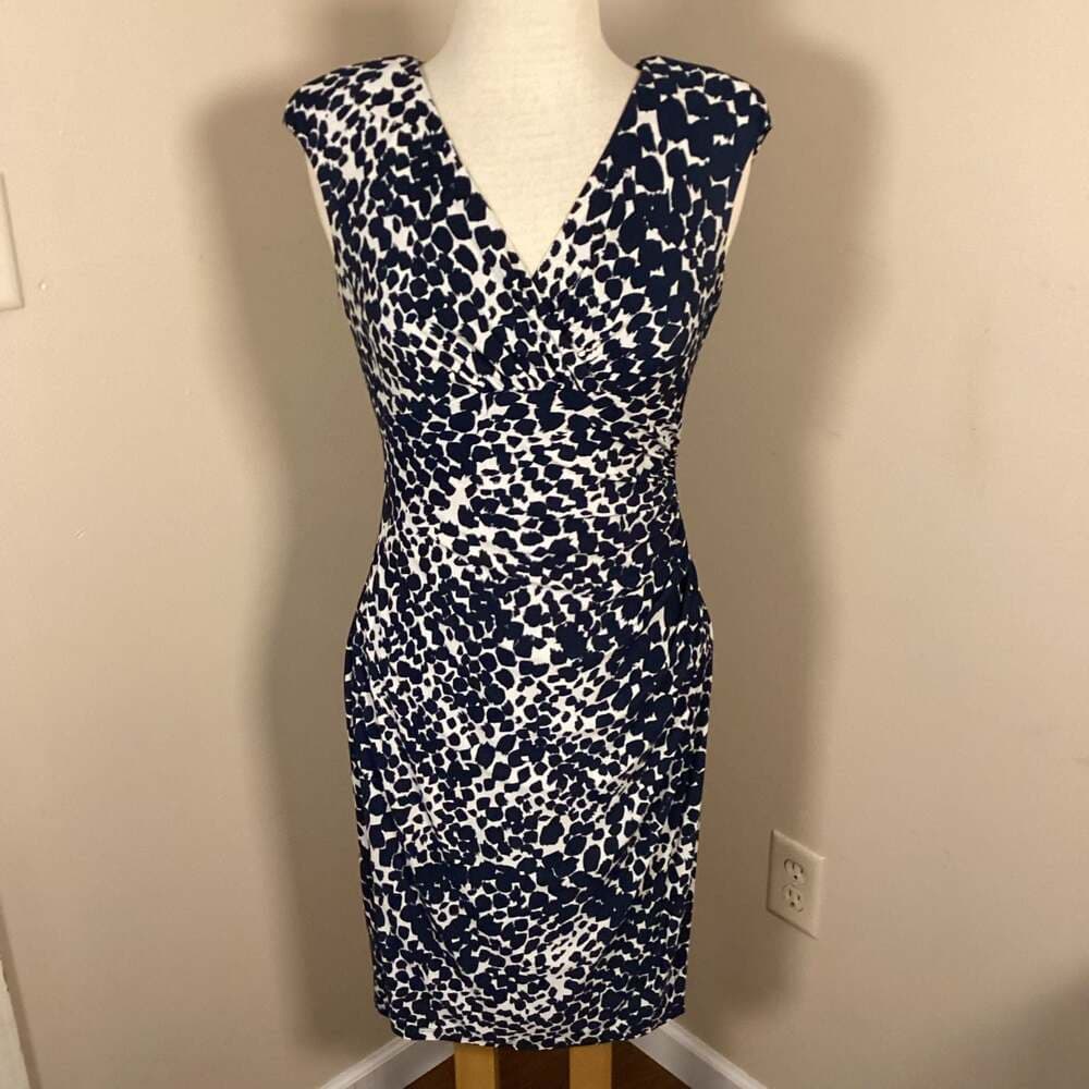 Lauren Ralph Lauren Sleeveless V-Neck Ruched Faux Wrap Geo Print Sheath Dress