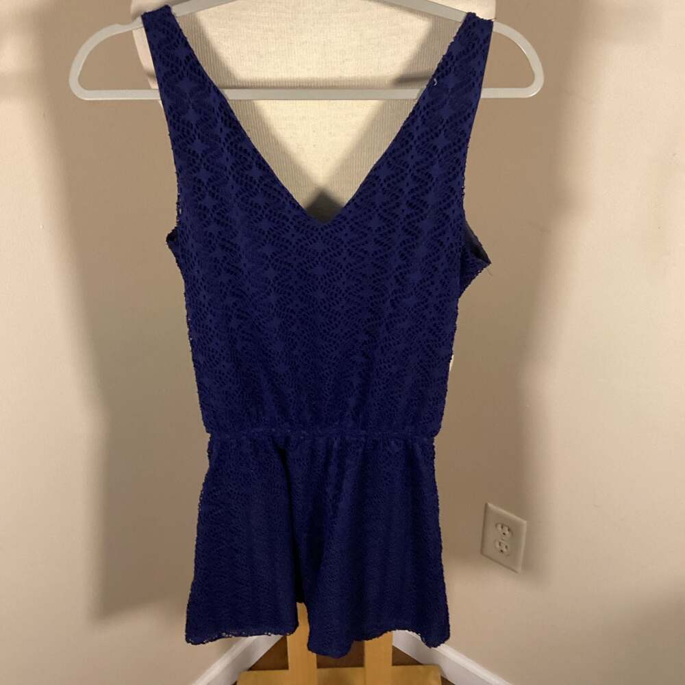 AQUA Navy Blue Crochet Lace V-Neck Sleeveless Romper