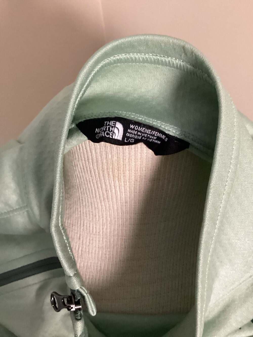 The North Face Women's Asymmetrical Zip Pullover Light Green Size L/G
