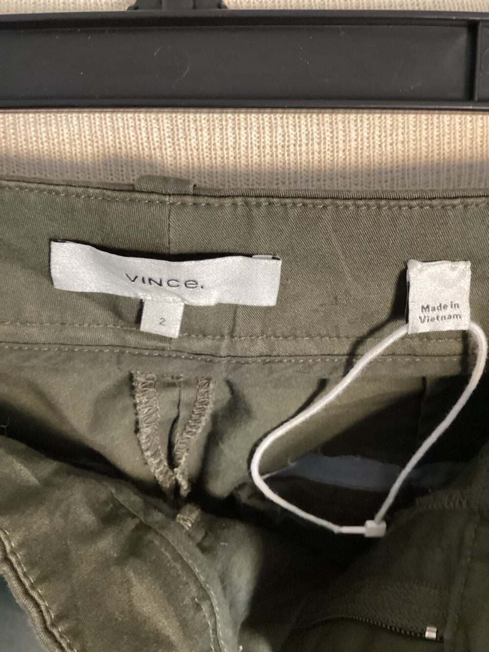 Vince Women's Green High Rise Tapered Chino Pants Size 2
