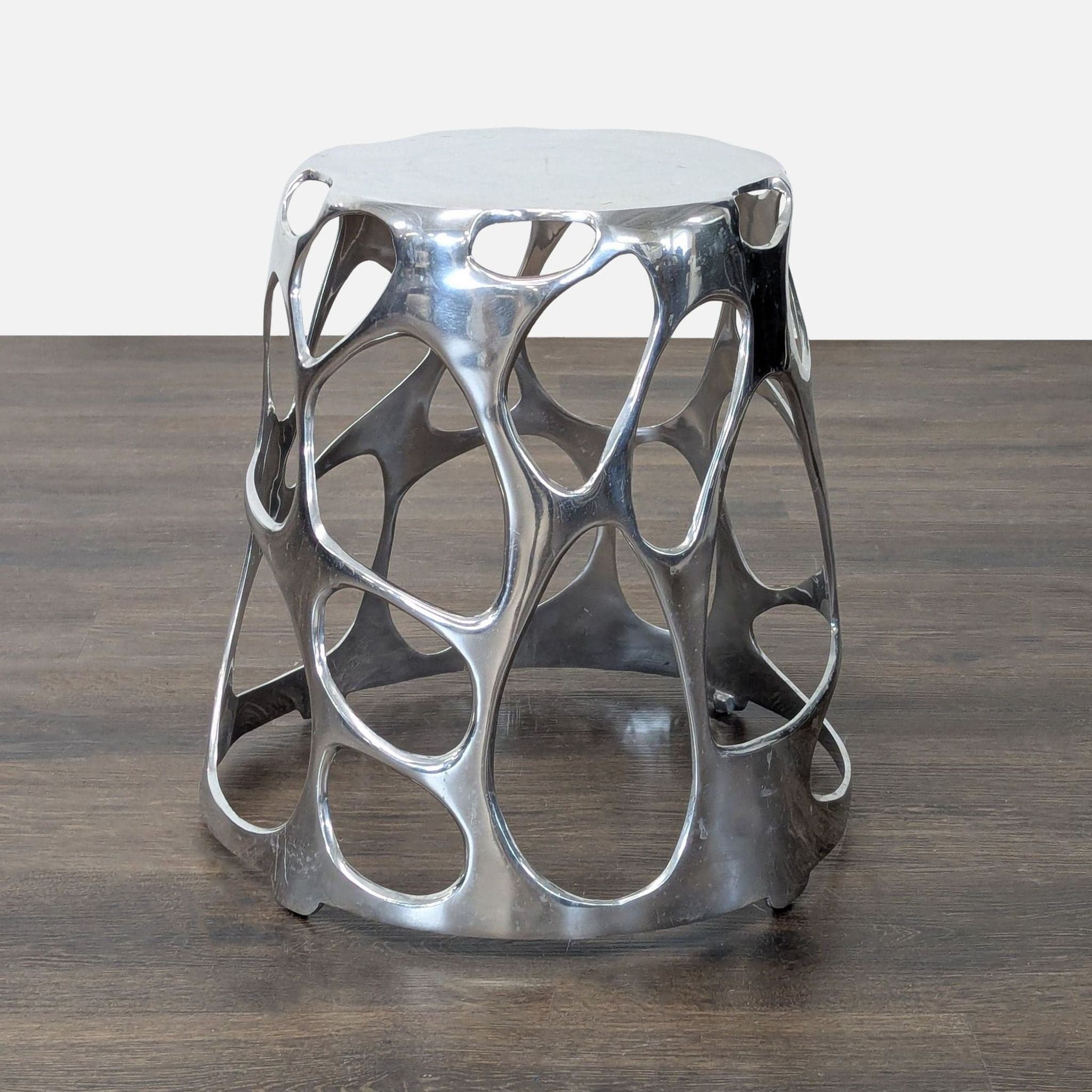 Umbra Vela Side Table