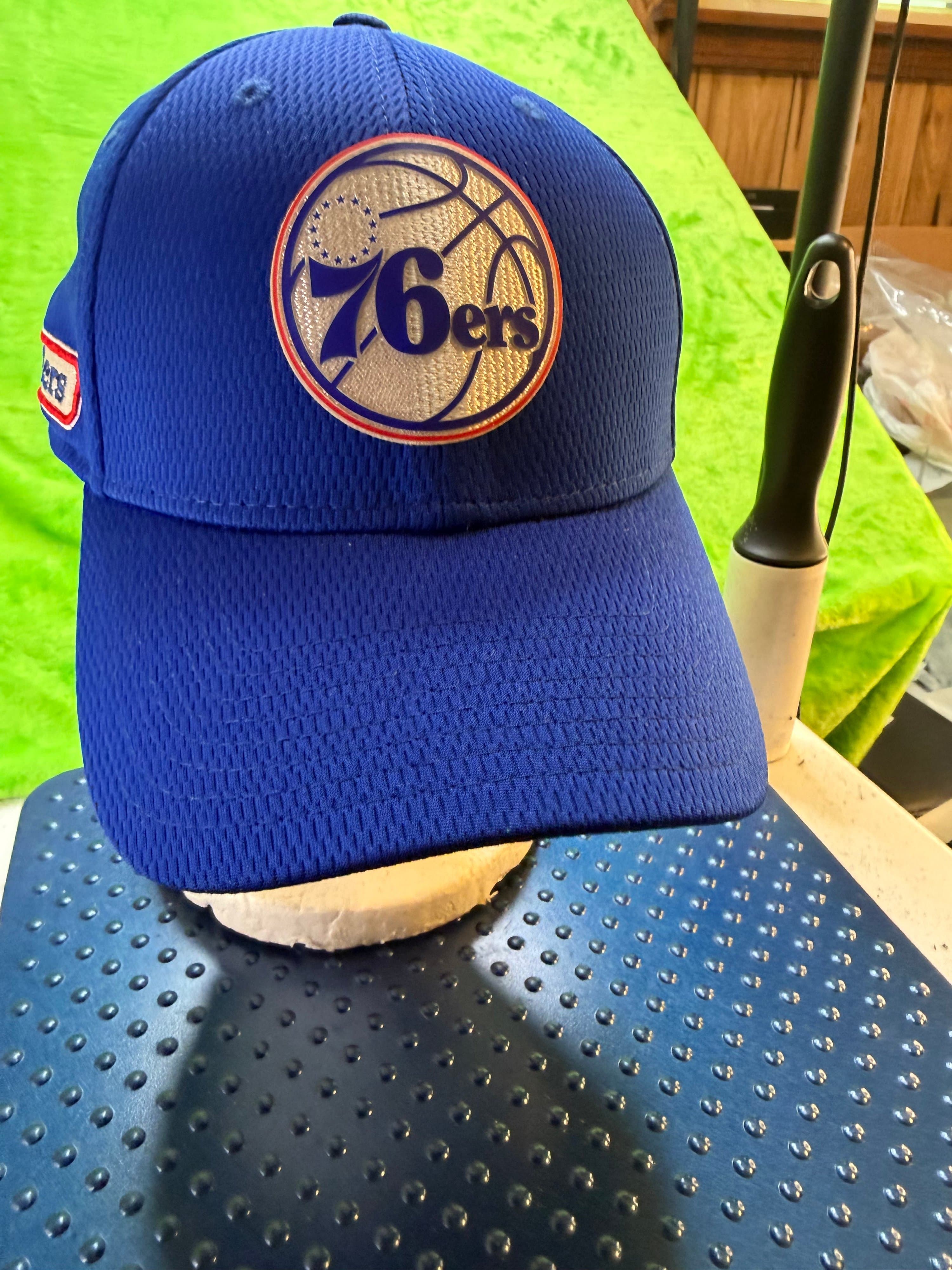 New Era Philadelphia 76ers 9FORTY Adjustable Cap OSFA Royal Blue Unworn