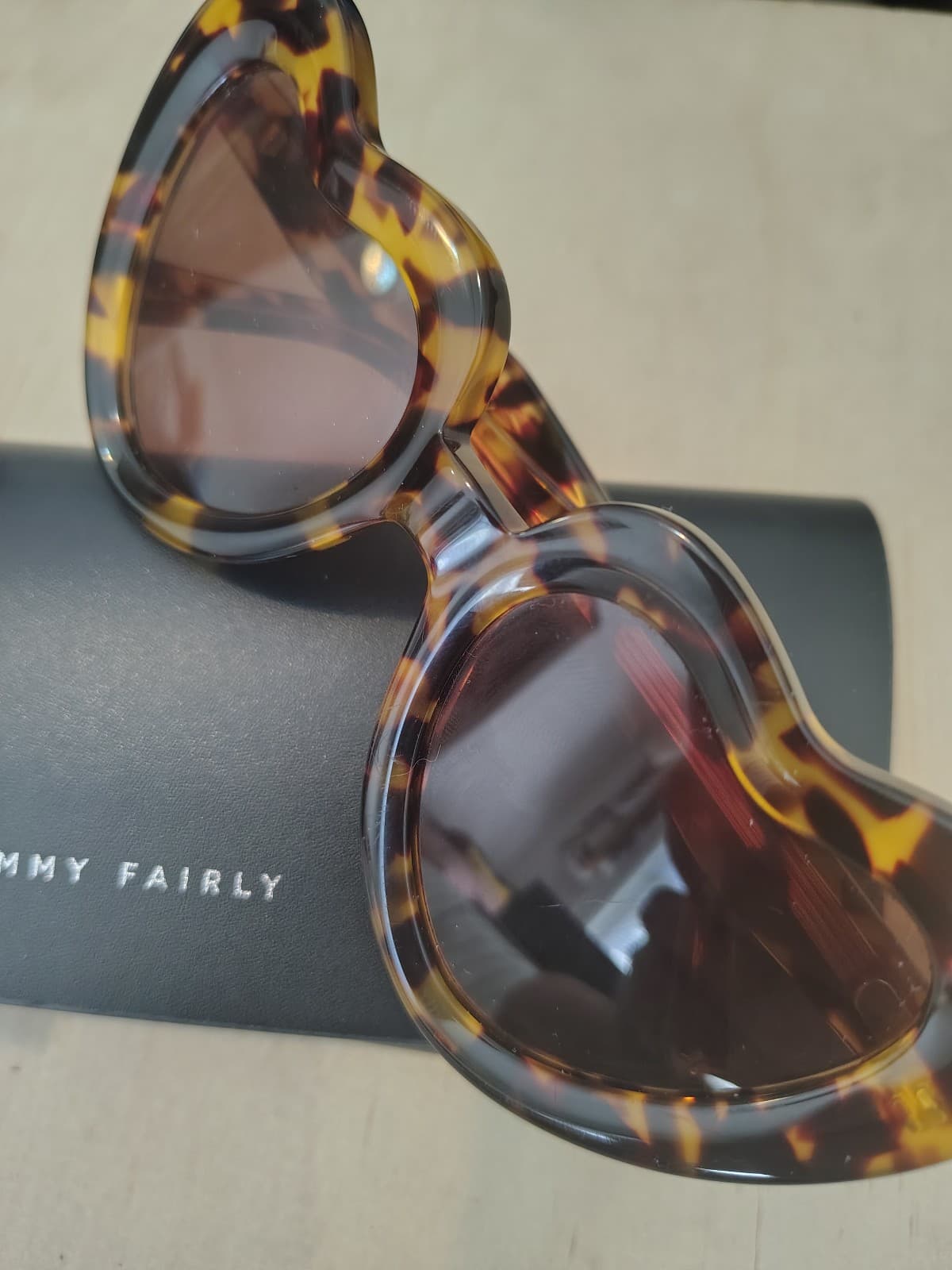 JIMMY FAIRLY Heart-shaped Sunglasses, Cloth, & Case
