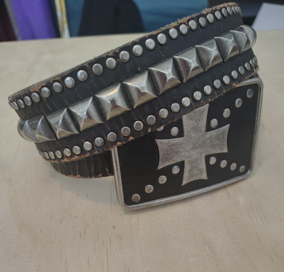 Custom Vintage GUESS x Independent Studded Leather Belt